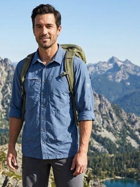 Mountain Hardwear Men's Wicked Tech Short Sleeve Shirt - Size XL